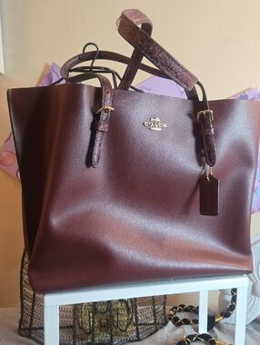 Coach Burgundy Pebbled Leather Tote with Gold Hardware